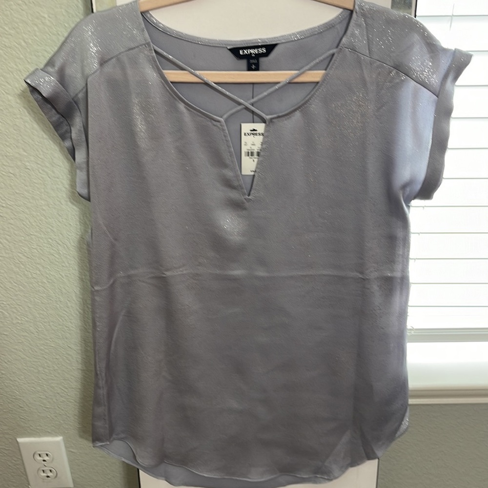Express Blouse - Picture 2 of 4